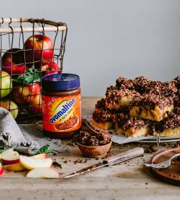 DESSERT ASMR : Chocolate Ovomaltine Cake *EATING SOUNDS* l NO TALKING -  YouTube